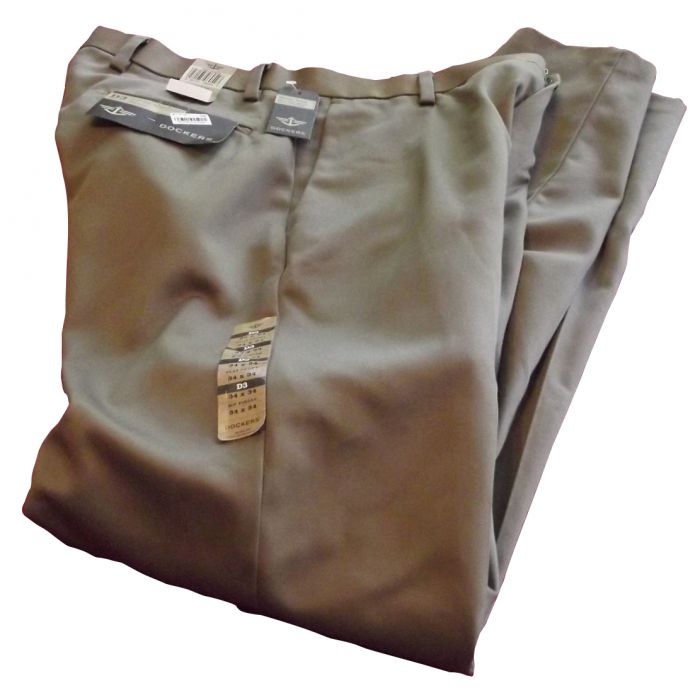 Men's Signature Khaki Classic Fit Casual Pants